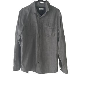Columbia Size Medium Gray Oudoor Soft Vented Button Up